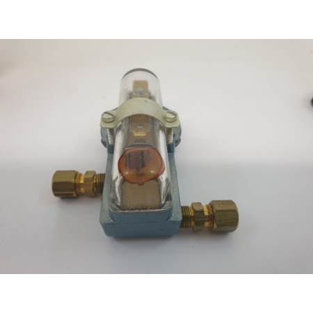 1 X MILES MASTER FUEL PRESSURE REGULATOR HB-11-1.5 NOS/NIB. NEW 1960´S-70´S. +1 RCB141