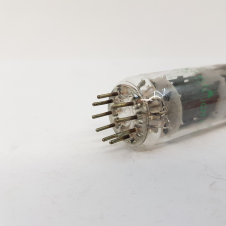 1 X 12BH7A SYLVANIA TUBE. NOS/NIB. RCB91