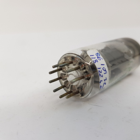 1 X 12BH7A SYLVANIA TUBE. SQUARE GETTER. LITTLE USED. CB91