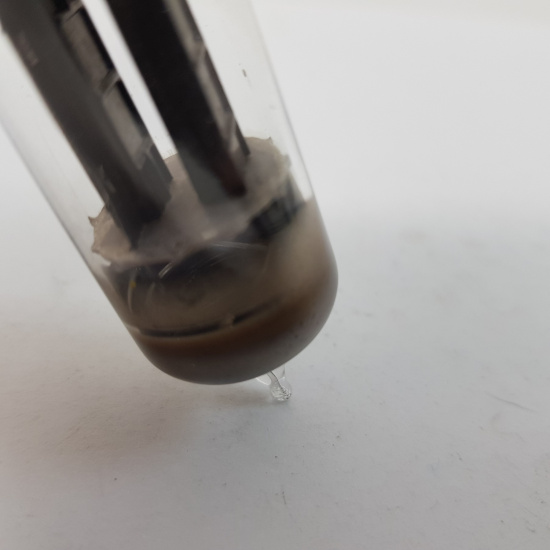 1 X 12BH7A TUBE. SQUARE GETTER BLACK...