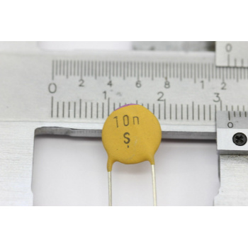 1 X CERAMIC CAPACITOR PIHER...
