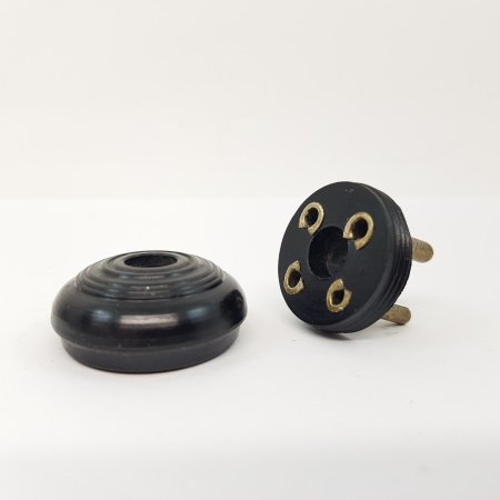 UX4 MALE SOCKET FOR CONNECTION. ZOCALO UX4 MACHO PARA CONEXIONES BAQUELITA