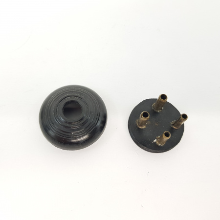 UX4 MALE SOCKET FOR CONNECTION. ZOCALO UX4 MACHO PARA CONEXIONES BAQUELITA