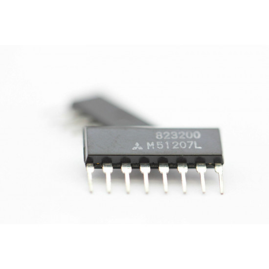 M51207L MITSUBISHI INTEGRATED CIRCUIT NOS (New Old Stock) 1PC. C554AU3F120315