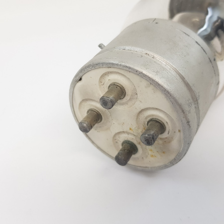 1 X 4B32 AMPEREX TUBE. BLACK PLATES. USED TUBE. RCB392