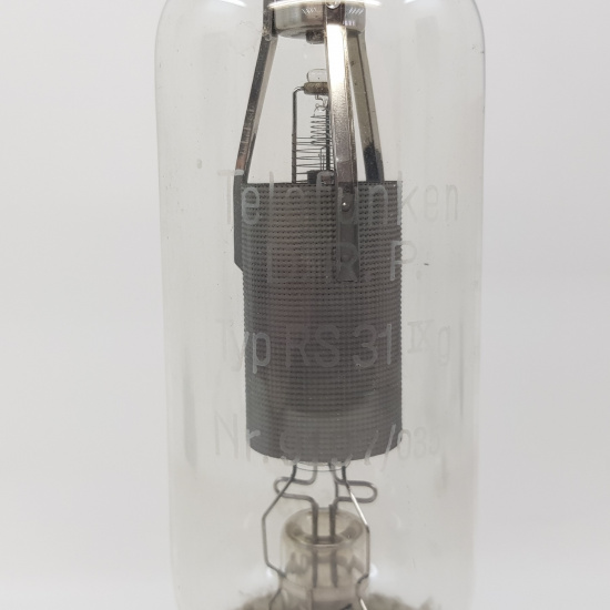 1 X RS31 TELEFUNKEN TUBE. NOS TUBE....