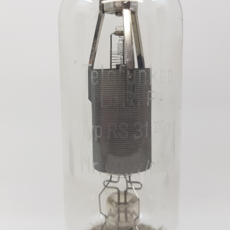 1 X RS31 TELEFUNKEN TUBE. NOS TUBE. RCB392