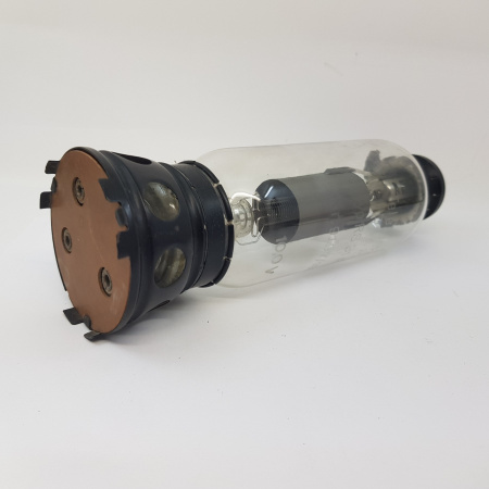 1 X RS31 TELEFUNKEN TUBE. NOS TUBE. RCB392