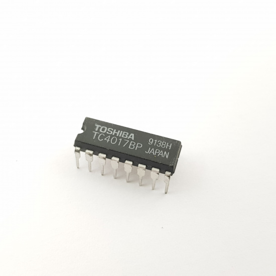 1 X TC4017BP TOSHIBA INTEGRATED CIRCUIT NOS. RCA130U250F230524