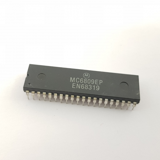 1 X MC6809EP MOTOROLA INTEGRATED CIRCUIT NOS. RCA130U13F230524