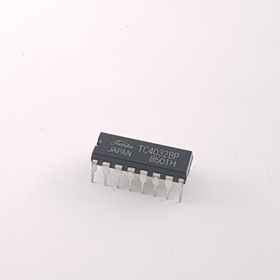 1 X TC4032BP TOSHIBA INTEGRATED CIRCUIT NOS. RC613AU14F100724