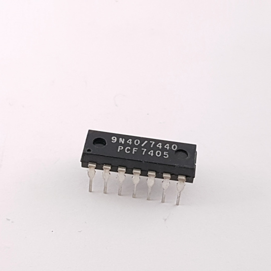 1 X PCF7405 INTEGRATED CIRCUIT NOS. RC613AU2F100724