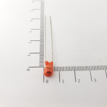 4 X TANTALIO CAPACITOR...