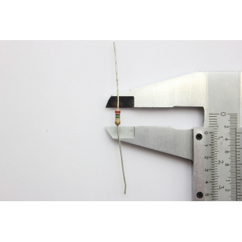 RESISTOR. 1/4W 2M6 2,6M 5%...