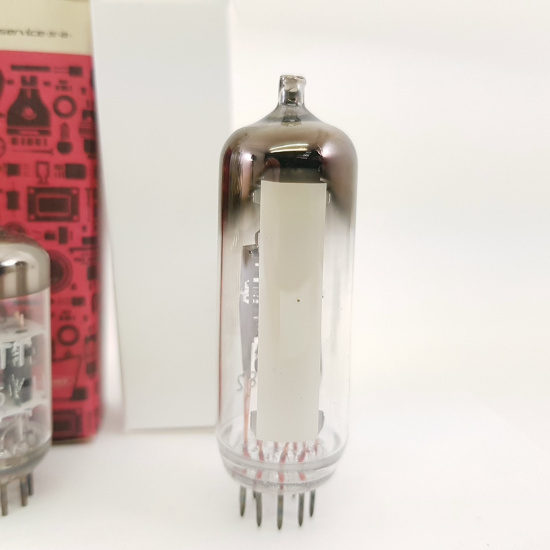 1 X 1950s RADIO TUBE KIT. EL84 ECH81...