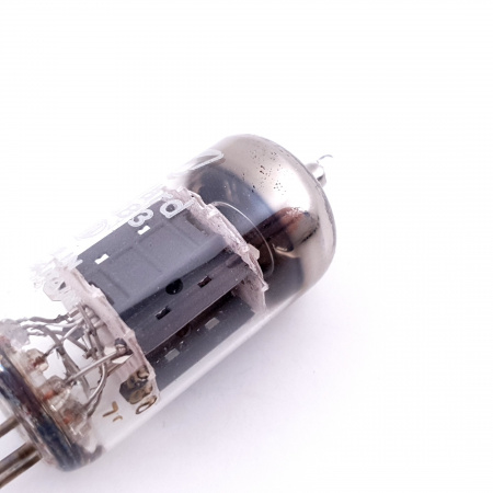 1 X ECC83 MULLARD TUBE. 1960s PRODUCTION. E-CODES.  NOS/NIB. CB407