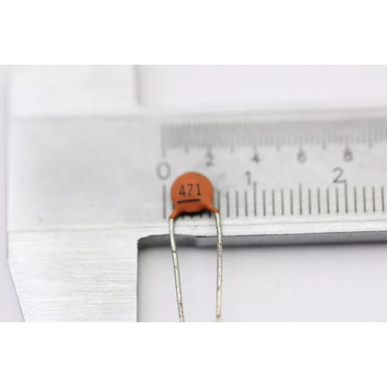 5 X CERAMIC CAPACITOR 471pF 20V 20% (New Old Stock) 5PC. CA76U50F120924