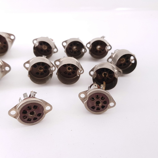 LOT OF 7 X NOVAL SOCKET USED + 9 X 7...