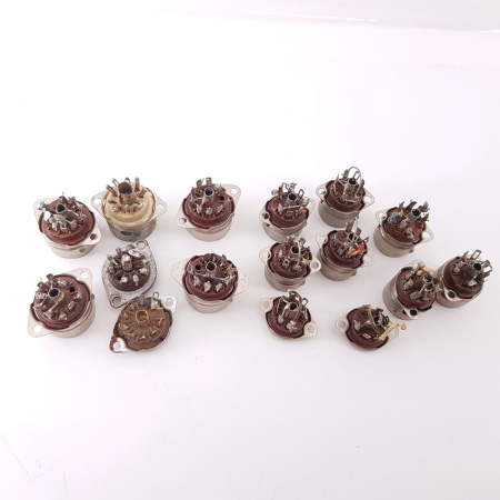 LOT OF 7 X NOVAL SOCKET USED + 9 X 7 PINS SOCKET MINIATURE USED. RCZOC24