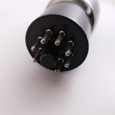 1 X 6F6G RCA TUBE. 1950s PROD. BLACK PLATES. NOS/NIB. RCB409V3