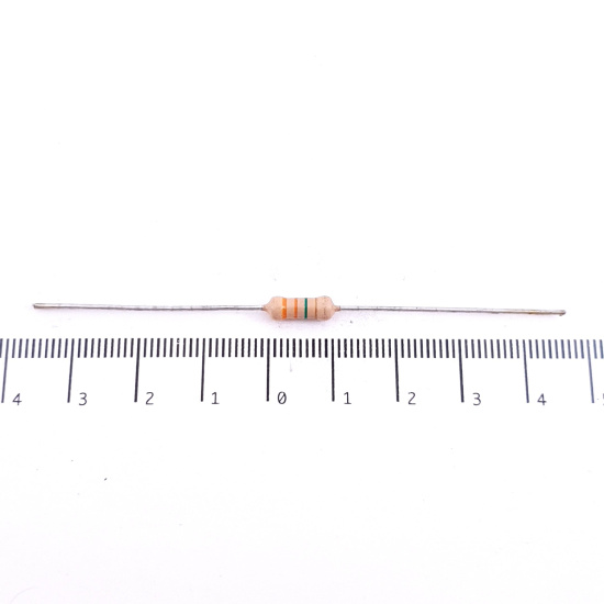 4 X 1W 3.3M 3M3 5% CARBON FILM RESISTOR. C2076U400F051024