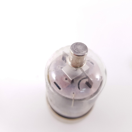 1 X 6883A SYLVANIA TUBE. NOS/NIB. RCB383V1