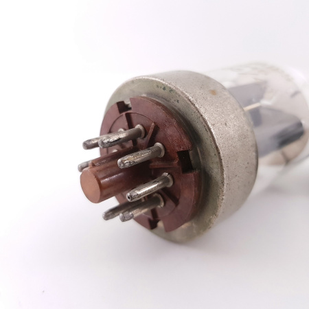 1 X QE05/40 / 6146 PHILIPS TUBE. NOS. RCB383