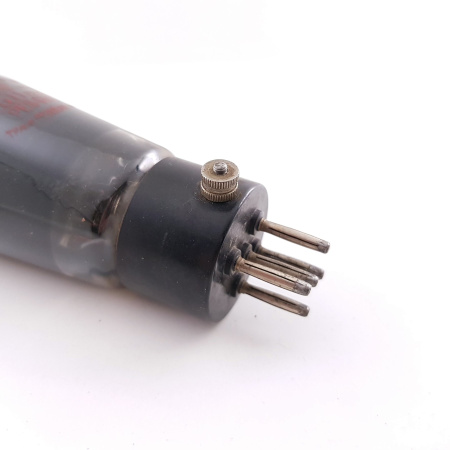 1 X PEN4VA / REN1374d MULLARD TUBE.  RCB402