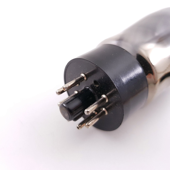 1 X PL33 MULLARD TUBE. NOS/NIB. RCB402