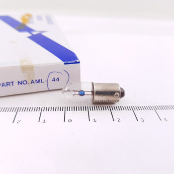 1 X ADVANCED MICRO BULB...