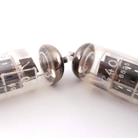 2 X ECC40 PHILIPS-MINIWATT TUBE. MATCHED PAIR. USED. RCU1v1