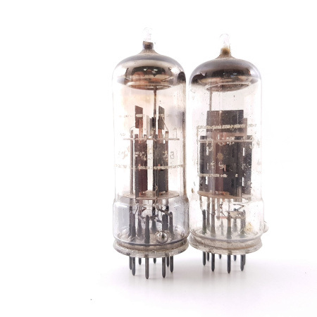 2 X ECC40 PHILIPS-MINIWATT TUBE. MATCHED PAIR. USED. RCU1v2
