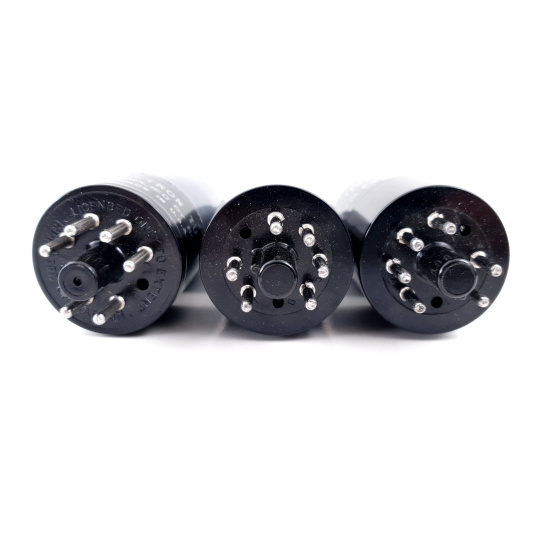 3 X 6V6GT TUBE. ULTRON / ADA RCA...
