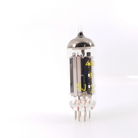 1 x 6Z31 / EZ90 TESLA TUBE. FOR THE CZECHOSLOVAK NAVY. NOS/NIB. RCES148