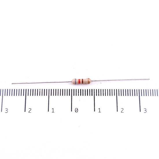 4 X 1/2W 820R 5% CARBON FILM RESISTOR. C2171U450F190125