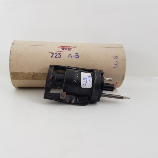 1 X 723 A/B - 2K25 TUBE. NOS. SOLD AS IS. RCB174