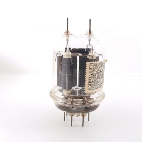 1 X CV2666 / 829B TUBE. BLACK PLATES....