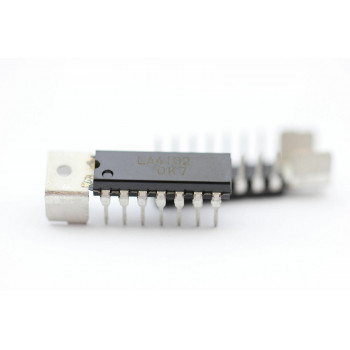 LA4102 INTEGRATED CIRCUIT NOS (New Old Stock) 1PC. C554BU3F130315