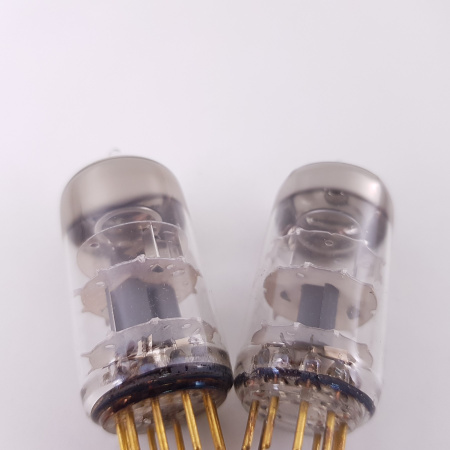 2 X EC86 MAZDA TUBE. 1960s RT PROD. 3 MICA. GOLD PIN. MATCHED PAIR. 4. CH159