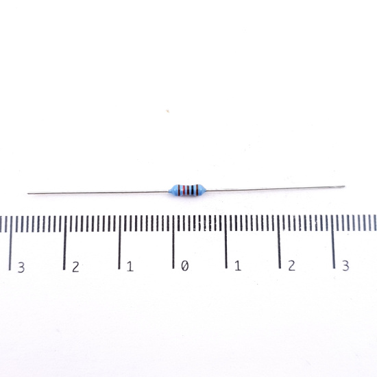 2 X 1/4W 121R 1% METAL FILM RESISTOR....