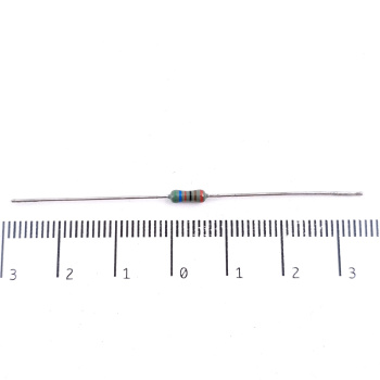 2 X 1/4W 562R 1% 50PPM...