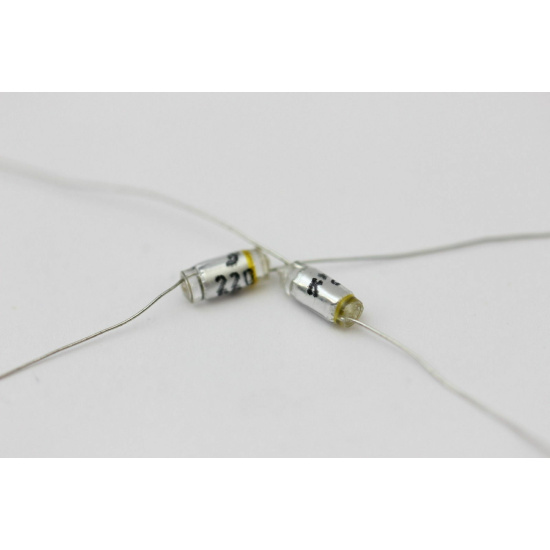 STYROFLEX CAPACITOR SIEMENS 220pF NOS...