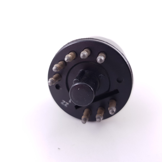 1 X EF12 TELEFUNKEN TUBE. ENGRAVED...