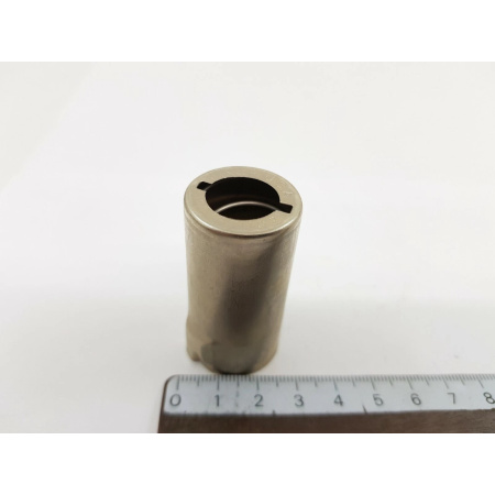 1 X SHIELD TS103U02. BLINDAJE TS103U02. CINCH BRAND NOS  50 x 25 mm  ZOC15N3