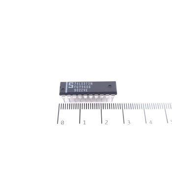 1 X 74LS373N SIGNETICS...