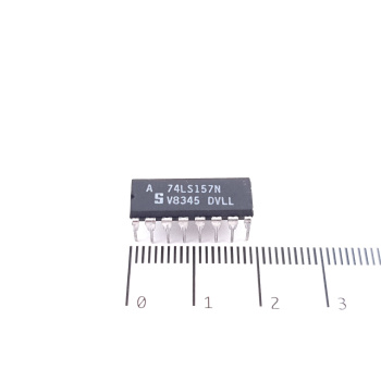 1 X 74LS157N SIGNETICS...