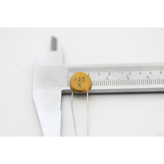 2 x CERAMIC CAPACITOR 0.27nF 400V 10%...