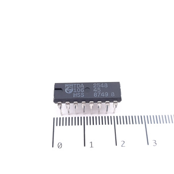 1 X TDA2548 PHILIPS...