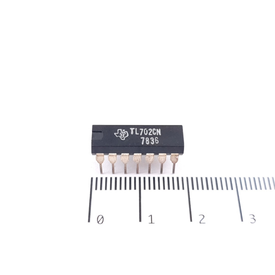 1 X TL702CN TEXAS INSTRUMENTS...