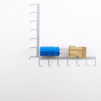 1 x 100uF 100V BC ELECTROLYTIC CAPACITOR. CA386U480F220621
